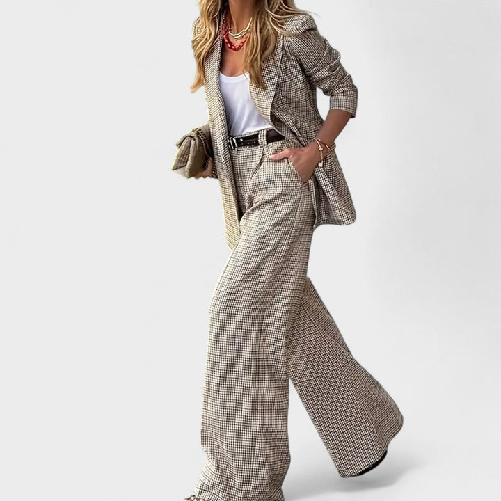 Molly - Elegante Outfit