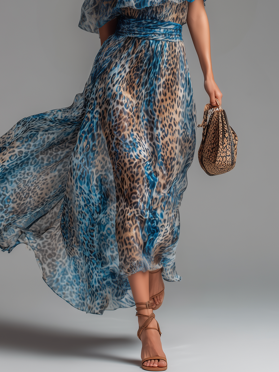 Lauren - Lange chiffon jurk met luipaardprint en blote schouders