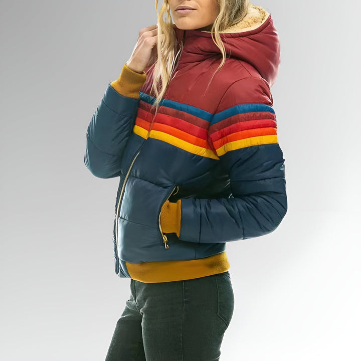Chloe - Zip-Up Jacket met Regenboog Strepen