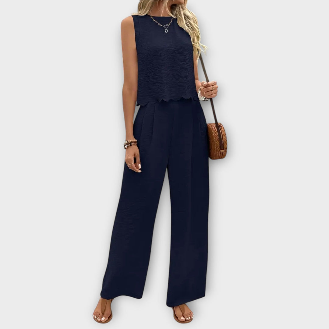 Lainey - Vest met Bloemblaadjes en Broek