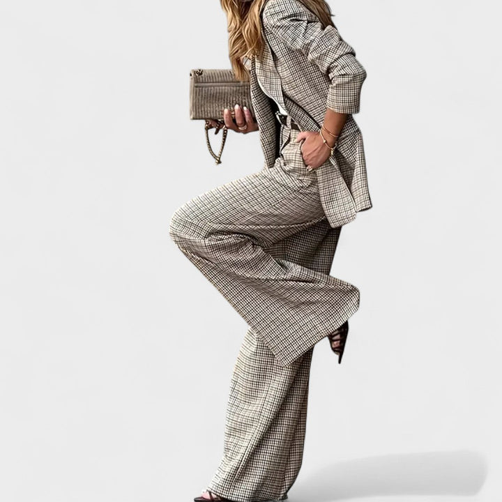 Molly - Elegante Outfit