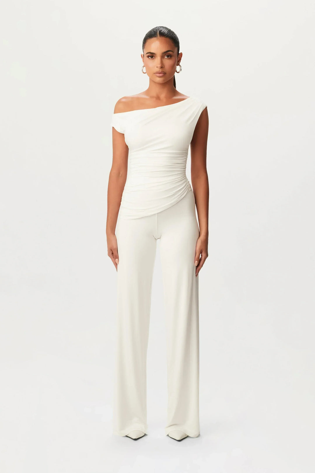 Robin Ember - Elegante Asymmetrische Set