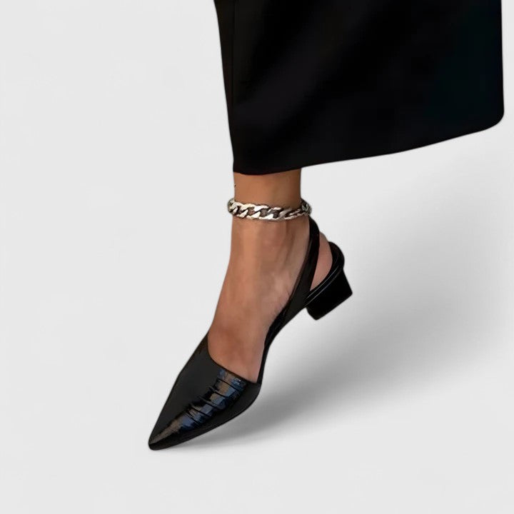 Begoña | Elegante Hakken met een Kenmerkende Stijl