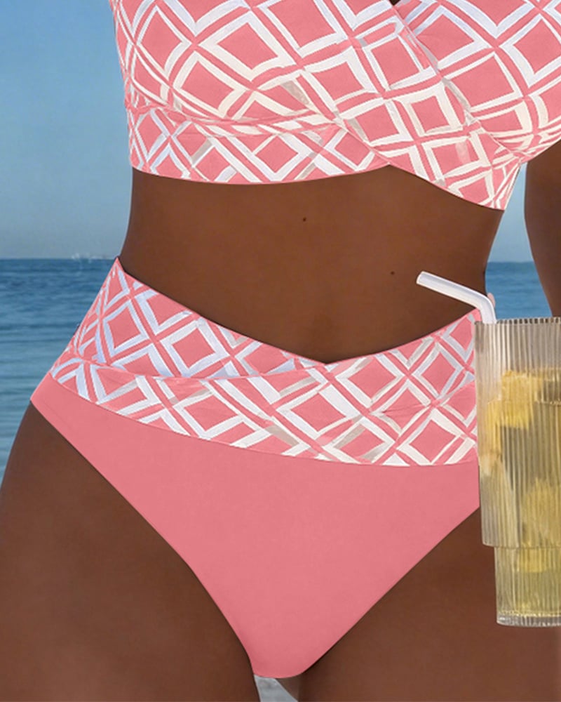 Fiona - Twee-delige bikini met uitgesneden beha en diamanten patroon