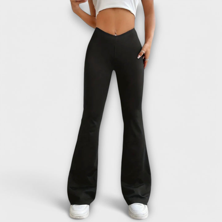 Chloe - Relaxed Broek met Flared Pijp