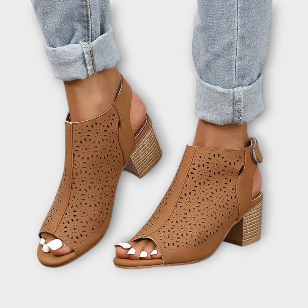 Aoibhdhonn - Comfort Glam Hakken