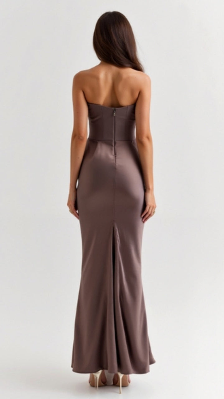 Emily - Lange jurk met corsage