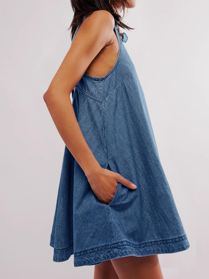 Melissa - Mouwloze Rugloze Denim Mini Jurk